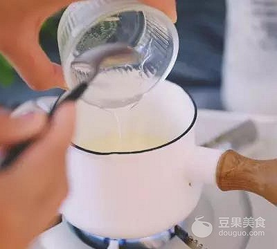 这样做的巧克力才够销魂丝滑
