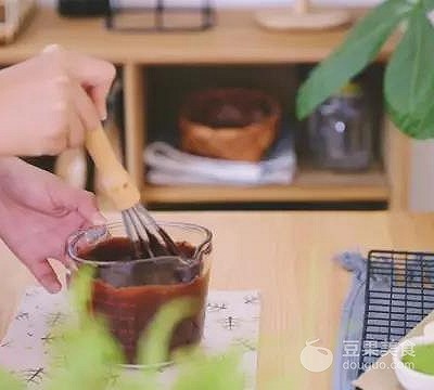 这样做的巧克力才够销魂丝滑