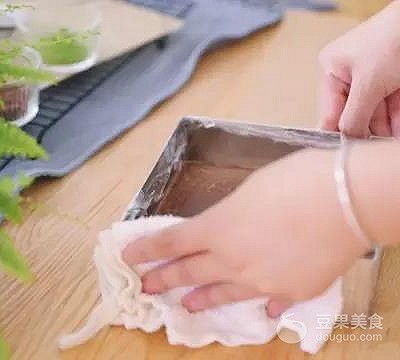 这样做的巧克力才够销魂丝滑