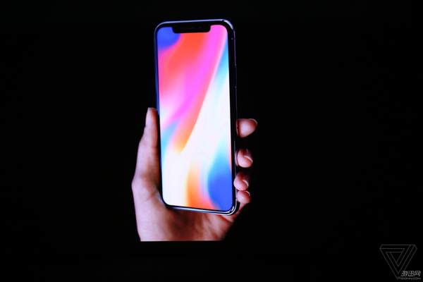 iPhone X正式发布：售价999美元64G起步，11月3日上市