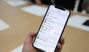iPhone X正式发布：售价999美元64G起步，11月3日上市