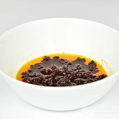 水煮牛肉#美的微波炉菜谱#