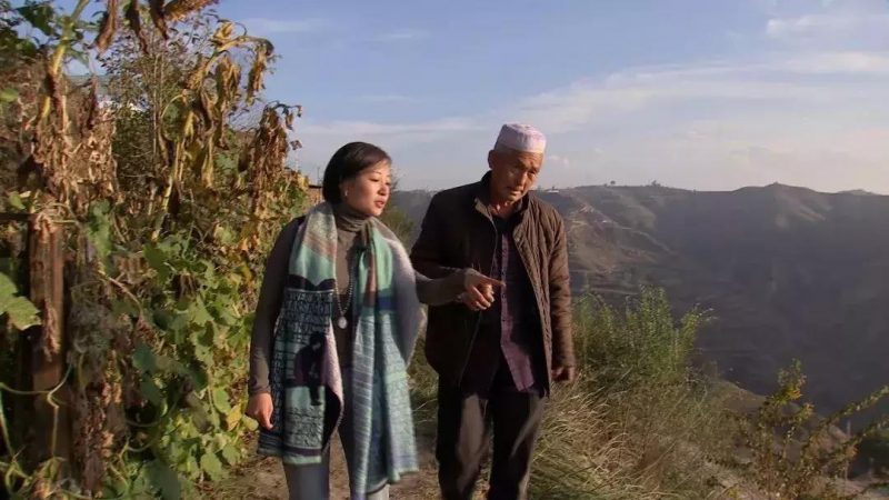90后女硕士，在国家级贫困县，一年卖出700万元销售额