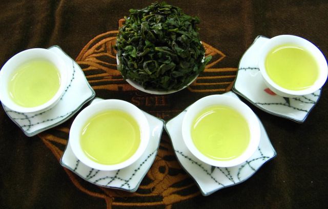 青茶为什么被叫乌龙茶？-2