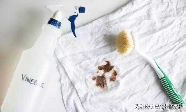 白衣服发黄怎么洗可以变白?发黄的白衣怎么恢复亮白-1