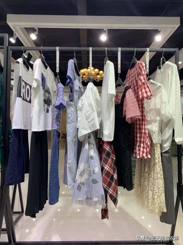 零基础怎么开服装店?想开服装店-1