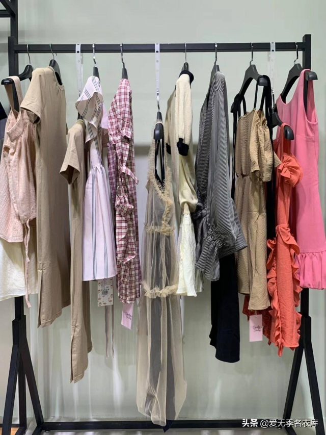 零基础怎么开服装店?想开服装店-1