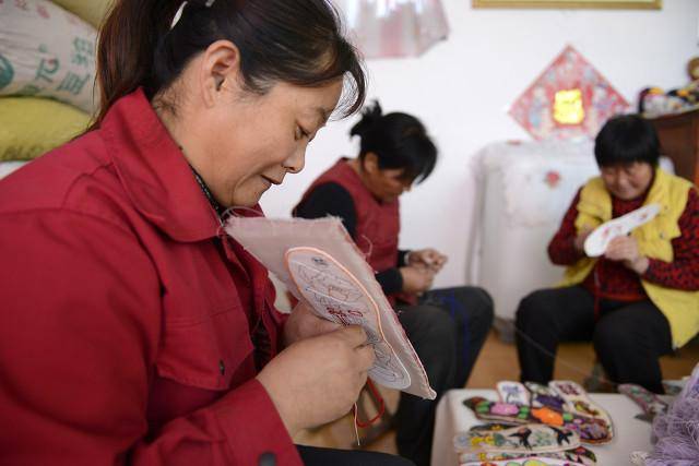 在家加工小项目(不愁销路的小型加工厂)-1