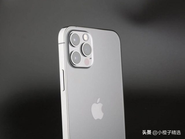 12PRO和12MAX区别（max和pro的区别）-1