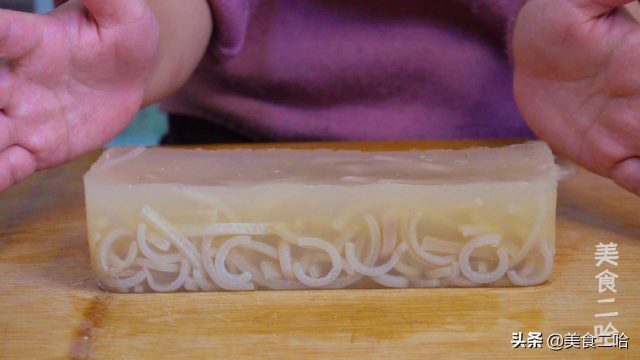 怎样做皮冻？如何熬猪皮冻-1