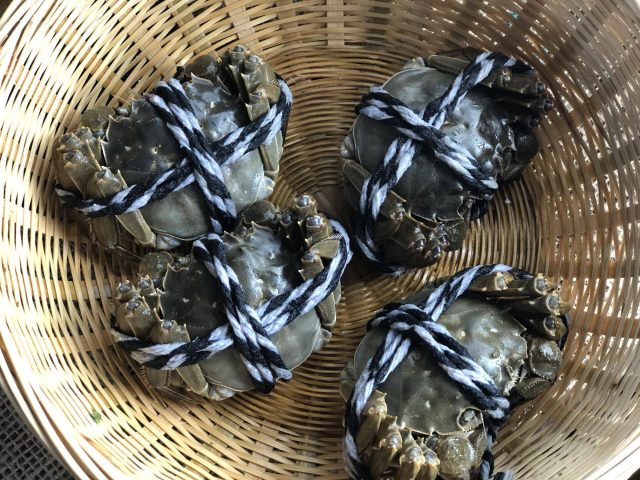 大闸蟹蒸多久合适?八两的螃蟹蒸多长时间-1