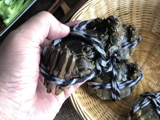大闸蟹蒸多久合适?八两的螃蟹蒸多长时间-1