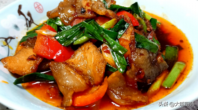 回锅肉怎么做好吃？家常回锅肉-1