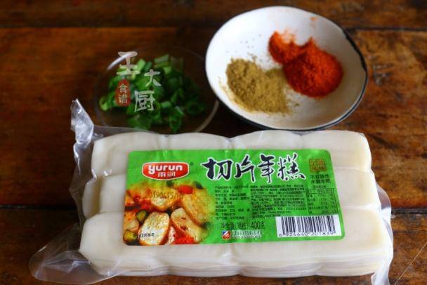 年糕怎么做好吃？家常炒年糕-1