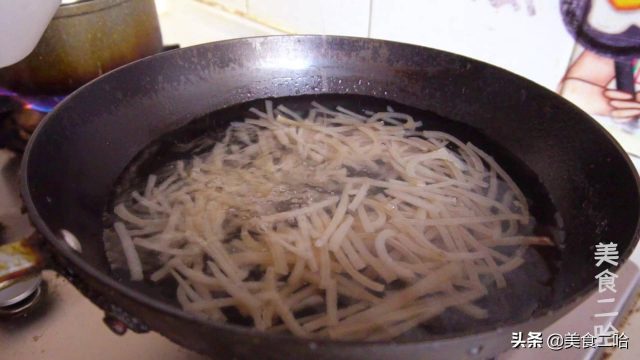 怎样做皮冻？如何熬猪皮冻-1