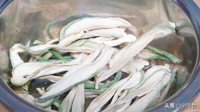 如何腌制萝卜干（老式腌萝卜）-1