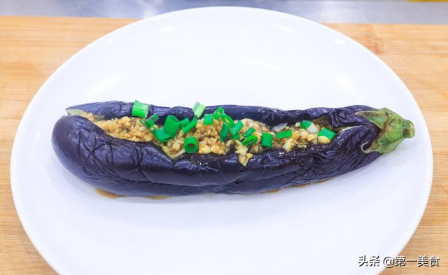 蒜泥茄子怎么做？老式蒜茄子做法-1