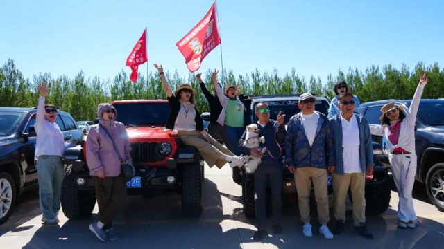 千車萬人自駕中國“醉”美草原“99號公路”之旅暨《99號公路》網(wǎng)絡(luò)微短劇項(xiàng)目啟動-9